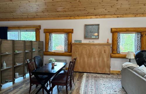 Evergreen Haven Lodge and Bunkhouse - Foto 25