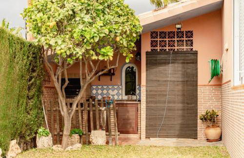 Villa estilo mediterránea con Piscina, Jardín, Bbq y Jacuzzi - VILLA BEL AIR REAL - Photo 17