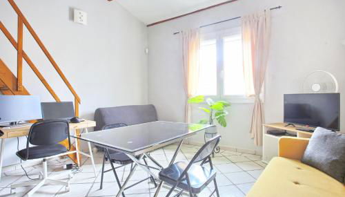 Le Refuge Mistralien - free Parking - WiFi - Cuisine - Foto 3