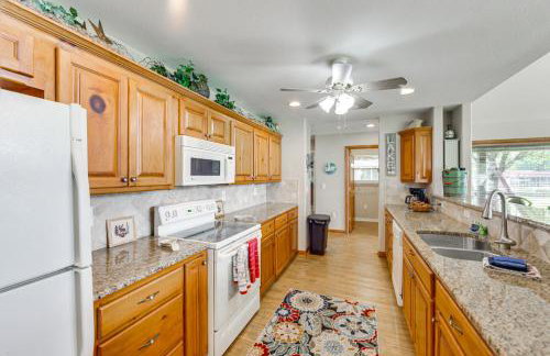 Rhodes Retreat with Dock on Cedar Creek Lake! - Foto 10