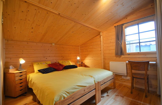 Pleasant Chalet in Anhee in a Charming Area - Foto 2