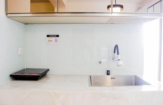 Spacious & Deluxe 2BR Gateway Ahmad Yani Cicadas Apartment - Photo 12