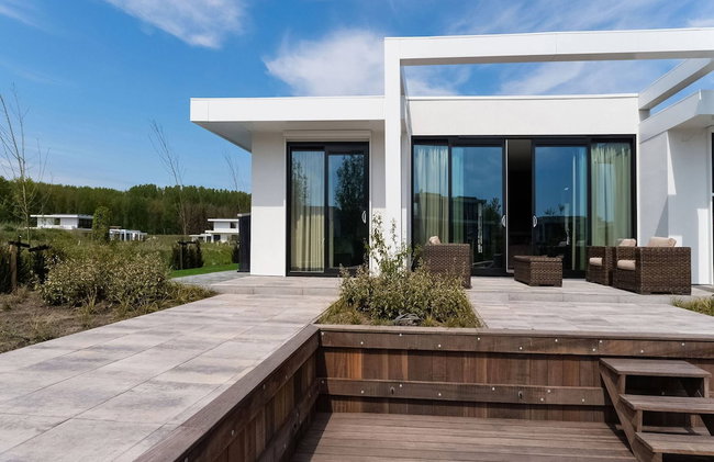 Swanky Villa in Zeewolde With Garden - Foto 1