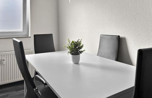 Relax Oasis with 65 SmartTV, Kitchen and Balcony - Foto 4