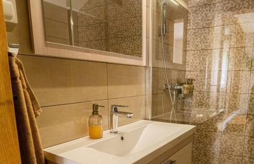 Rudine 41 - Off-Grid Riverside Home - Foto 17