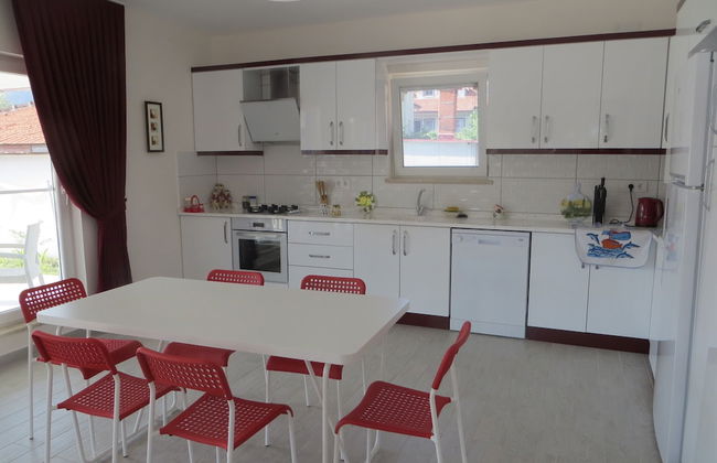 Villasleeps10-pool-bbq-mountainview-ac-parking - Foto 11