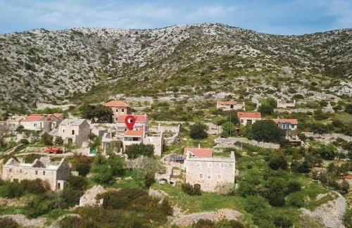Holiday house with a parking space Cove Zarace, Hvar - 23952 - Photo 2