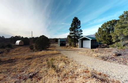Pavilion and Glamping Village, 3 Cabins, Tipi, Wagon, Kitchen - Photo 10