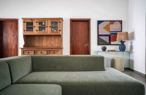 The Old House with Heated Pool, BBQ, Fireplace - Photo 5