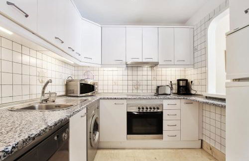 Matchroom Country Club Resort - Photo 24