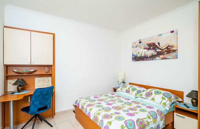 Apartments and Room Frane- Standard Studio With Terrace - Photo 4