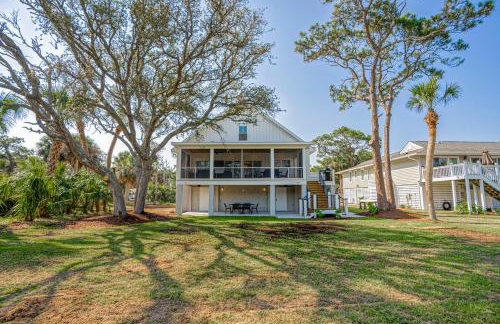 NEW LISTING Six Bedrooms - Private Dock - Steps to the Beach - Sleeps 14 - Foto 64