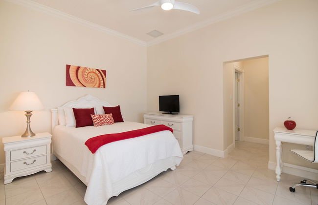 Sprat Bay Luxury Villa - Photo 3