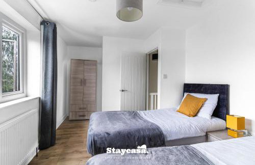 Spacious 2BR Home w Garden 2-Min Walk to Town - Foto 24