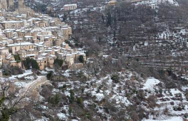 Charming Mountain Retreat in Pacentro, Italy - Foto 6