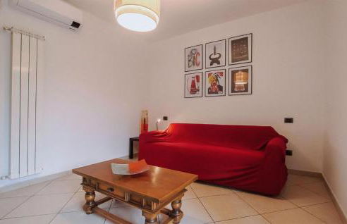 2 Bedroom Cozy Home In Cisano Sul Neva - Foto 11