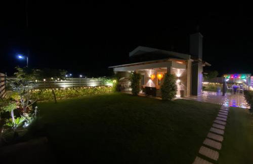 Villa ELi - Luxury Nature Getaway - Strategically located for Beach Exploration - Onsite Power for Electric Vehicle - Foto 67