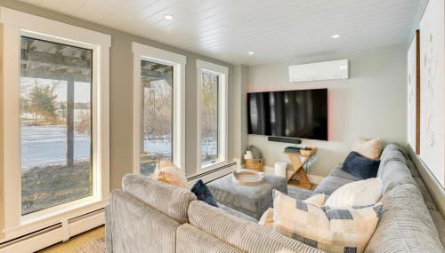 Hot Tub and Boat Dock Waterfront Maine Retreat! - Foto 2