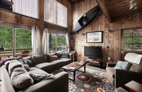 Waterfront w Hot Tub Fire Pit Deck & Water Toys - Foto 5