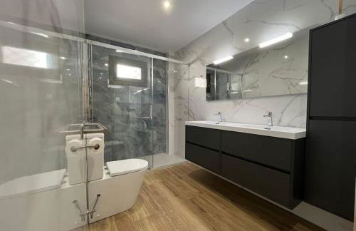 Casa Premium frente al Mar con 2 parkings - Photo 6