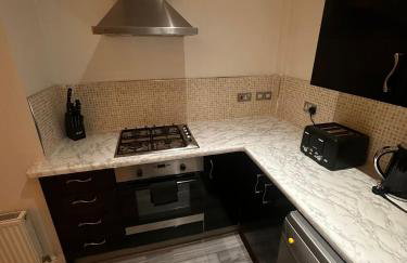 Spacious City Centre 2-Bedroom Apartment by StaySavvy Accommodation - Foto 49