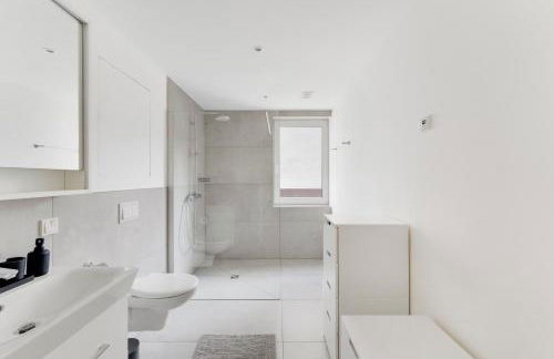 Carport A3 CGN & DUS Barrierefrei - Foto 9