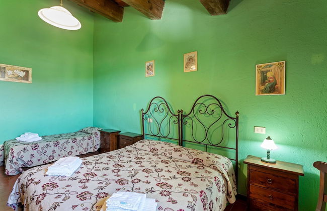 Rustic Holiday Home in Citta di Castello With Swimming Pool - Photo 27