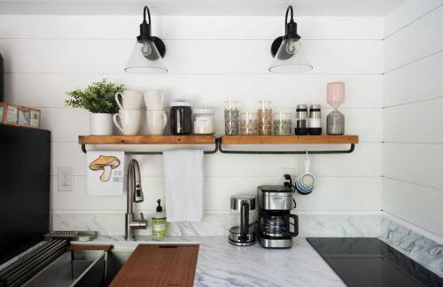 Purple City Retreats - Luxury Yurt & Spa - Foto 23