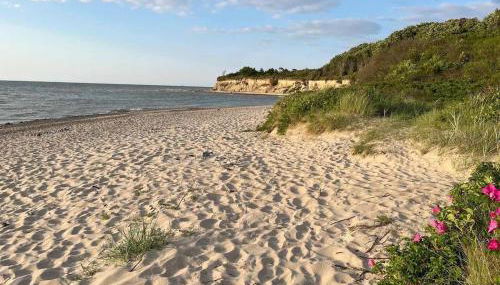 HausLIEBLINGSPLATZ - am Meer - Luxus Villa mit 4 Schlafzimmern, 3 Badezimmern Sauna, Kamin, Weber-Grill und Wallbox - Foto 2