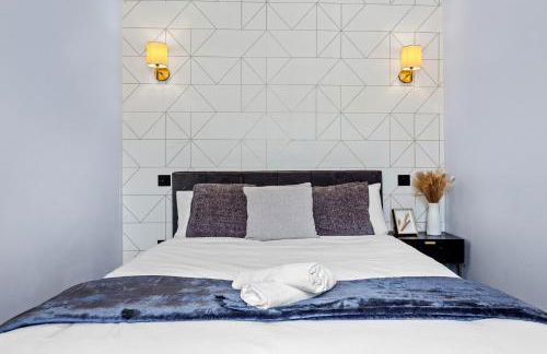 Westminster 2 Bedroom apartment with AC sleeps 5 - Photo 19