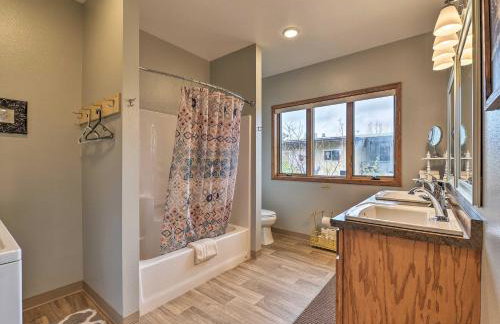 Large Ten Sleep Home on Main St, 10 Mins to Canyon - Foto 16