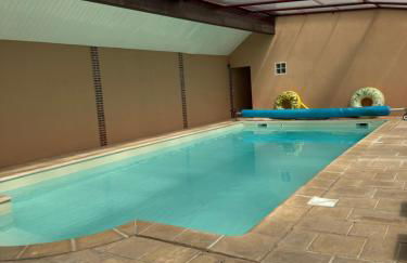 Maison avec Piscine, Jacuzzi et grand Jardin à 1h de Paris - Foto 1