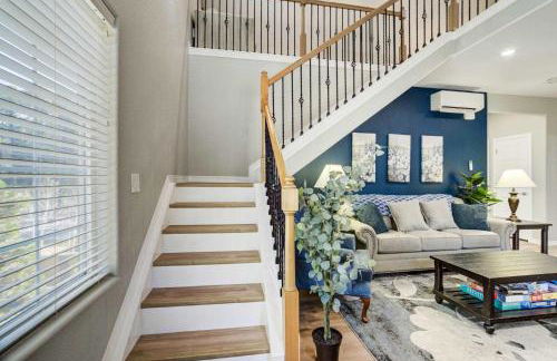 Luxury Retreat with Hot Tub Fire Pit & Forest Views - Foto 10