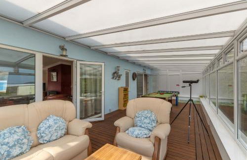 Sunningdale - Beach Side Cottage, Sea Views, Parking - Photo 30