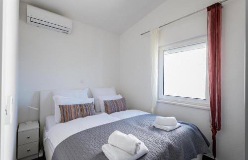 Bayview Villa by Pag tours - Photo 47