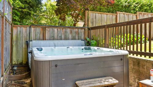 Gorgeous Santa Cruz Villa - Modern Beachside Paradise with NEW Hot Tub & Fast Wi-Fi - Foto 5