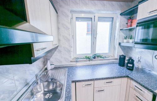 ALFA Stuttgart 3 Zimmer 6 Betten Apartment Zuffenhausen Porsche Bosch BZ WLAN EBK WM - Foto 15