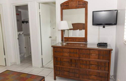 Aloha Apartments On the Intracoastal-Walk to the Beach - Foto 47