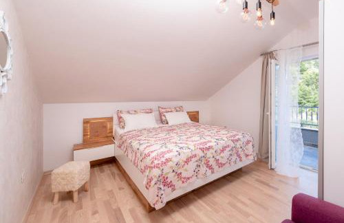 ISLAND HVAR LUXE Holiday Villa Maslina with Beach - Photo 27