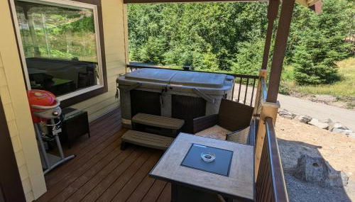 Bird House - Photo 5