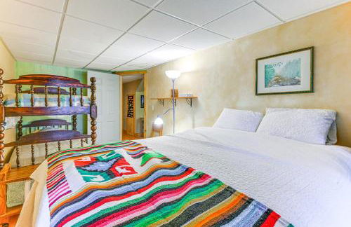 Peaceful White Sand Lake House with Dock and Deck! - Foto 22