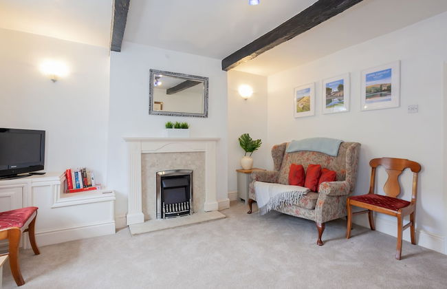 Ferncliff cottage - in Peak Distric - Photo 1