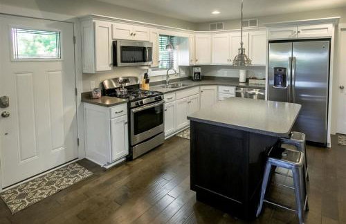 Sweet Private Cabin with Jacuzzi and Fire Pit in Ohio - Foto 3