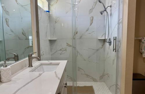 4701-Lake Berkley villa- Renovated 3 bed - Foto 21