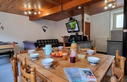 Maison de village en pierres à Chalmazel, idéale pour la nature - FR-1-496-381 - Foto 10