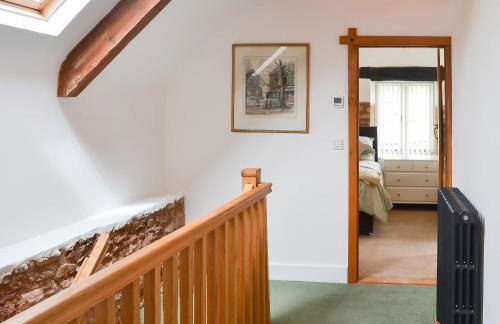 Fair Maid - Photo 19