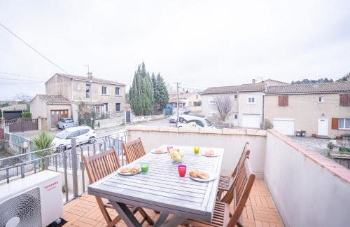 Terrasse et parking a 500m de la Cite AR - Foto 15