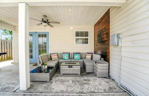 Escape to Paradise w Saltwater Pool 25 Min to PCB - Foto 37