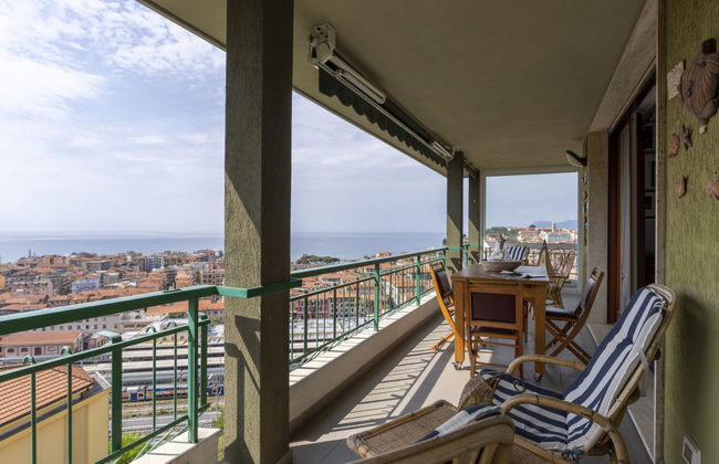 1 bedroom Apartment in Ventimiglia - Photo 2