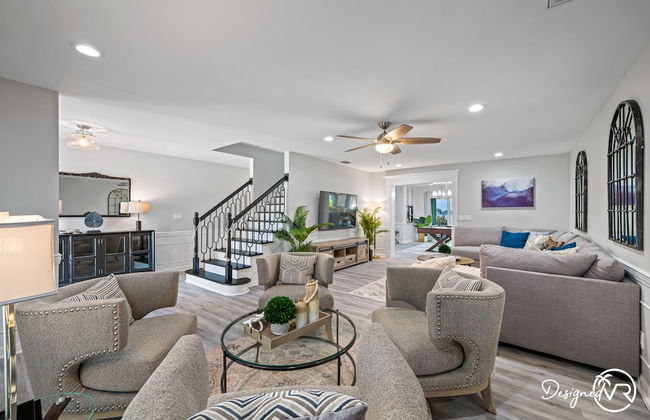 Chic 8BR with Heated Pool & Waterview - Photo 20